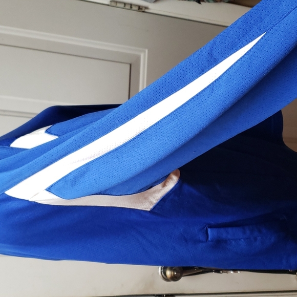 🎉HP🎉 Like new Nike zip up jacket, size xl - Picture 3 of 7